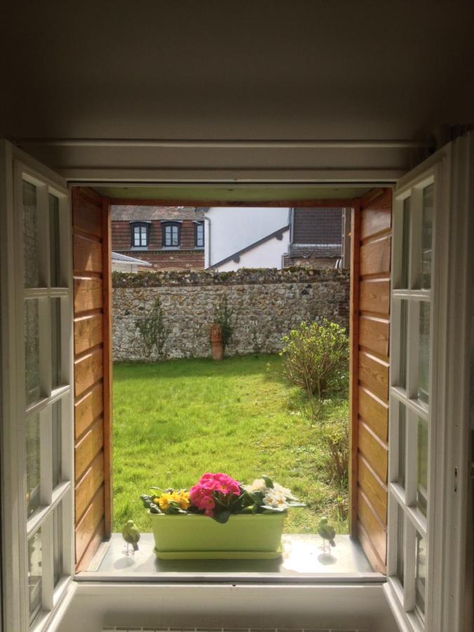 Bed and Breakfast Honfleur A Deux Exterior foto